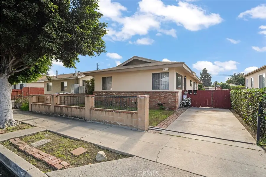 1422 E Mauretania, Wilmington, CA 90744 - Image #2