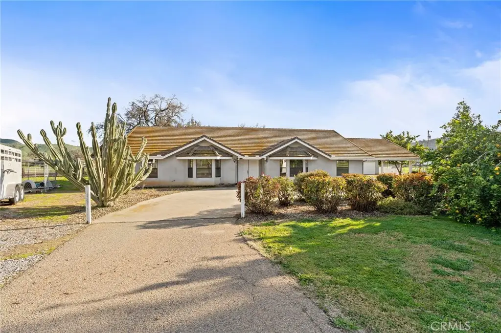 39500 Millwood #C, Woodlake, CA 93286 - #1