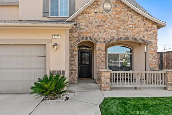 2327 N Elm, Visalia, CA 93291