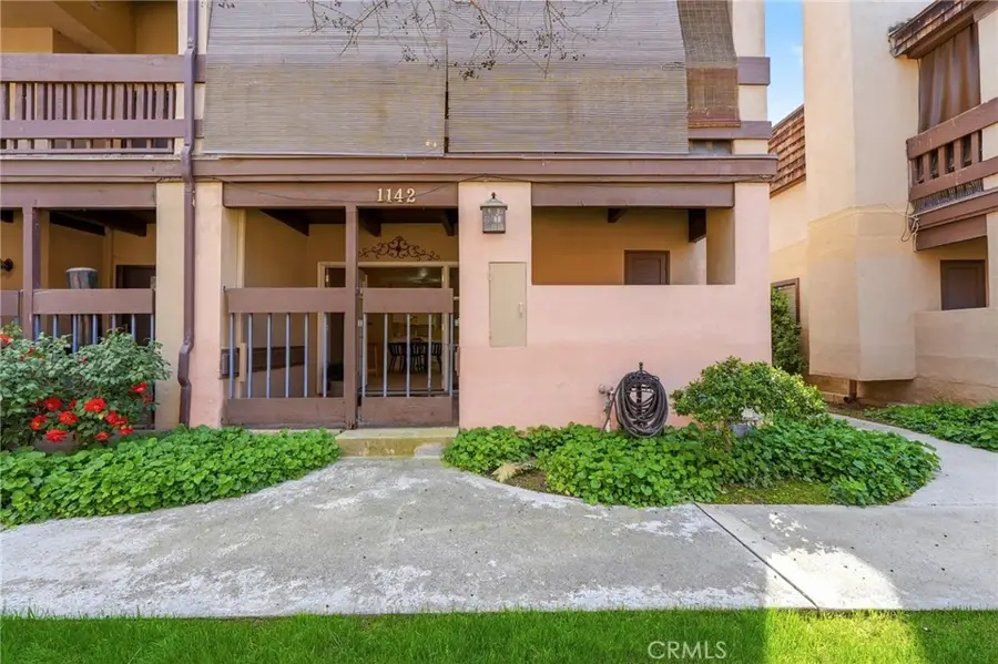 1142 N Gem Street, Tulare, CA 93274 - #3