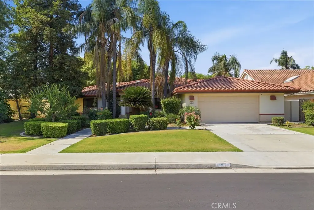7313 Calle Los Manzanos, Bakersfield, CA 93309 - #1