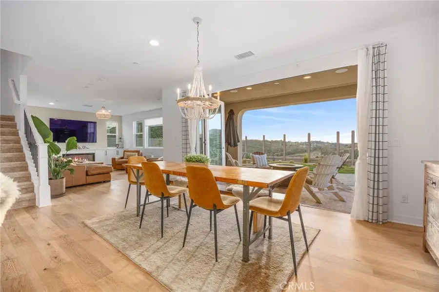 3075 Rue De Latour, Vista, CA 92084 - #2