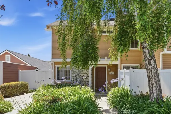 2473 Village Green, Santa Maria, CA 93455