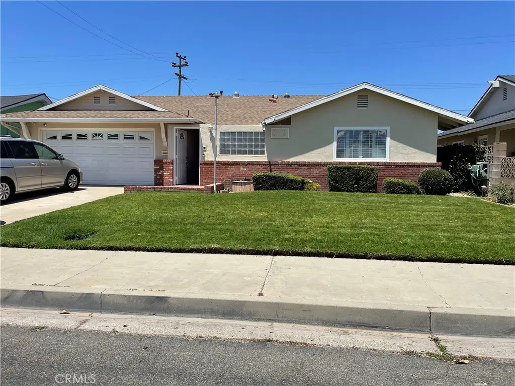 907 E Evergreen Ave, Santa Maria, CA 93454 - #1