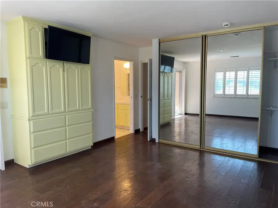 907 E Evergreen Ave, Santa Maria, CA 93454 - #2