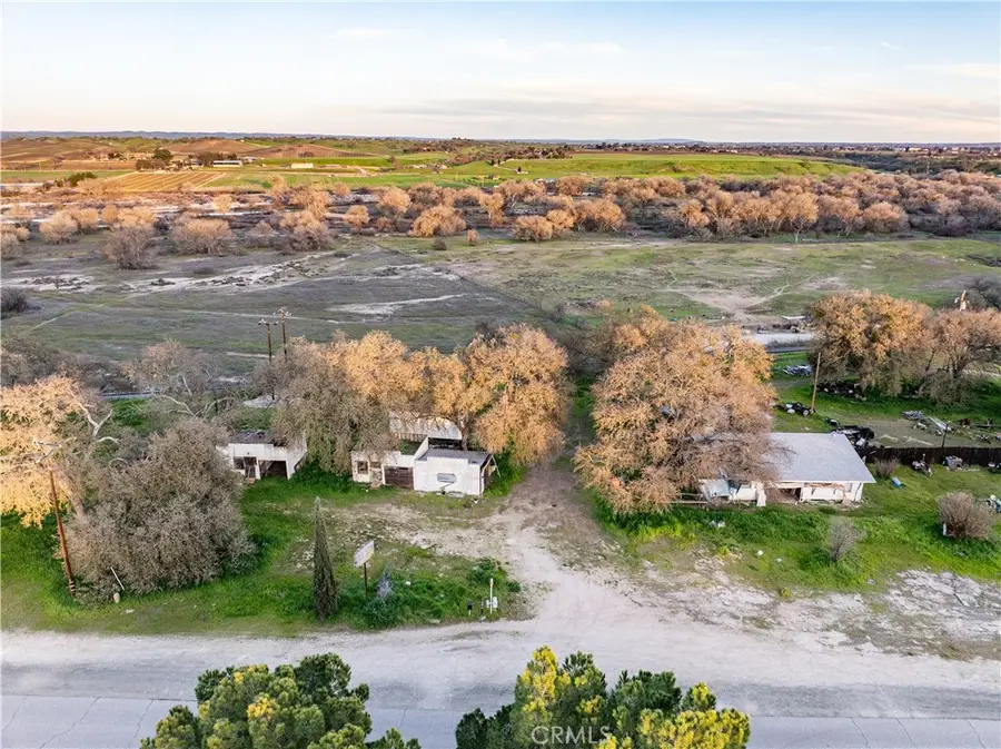 6880 Monterey Road, Paso Robles, CA 93446 - #2