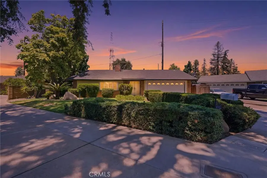 2017 S Woodland, Visalia, CA 93277 - #2