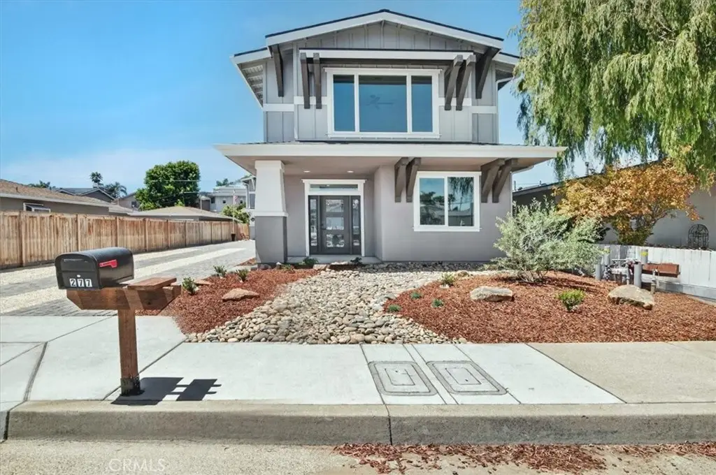 275 N 4th Street, Grover Beach, CA 93433 - #1