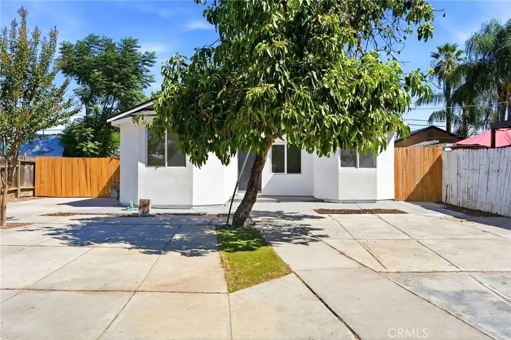 2225 E Lamona, Fresno, CA 93703 - #1