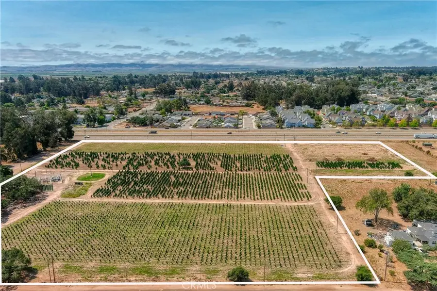 564 S Oak Glen, Nipomo, CA 93444 - #2