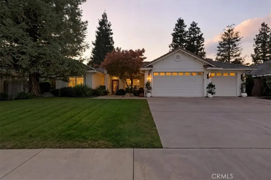 4623 W Grove, Visalia, CA 93291 - #2