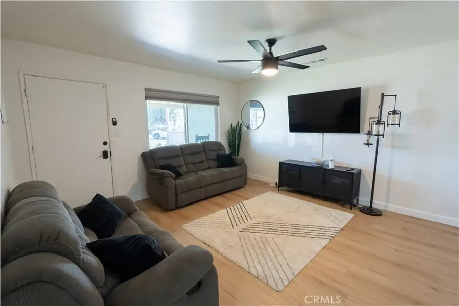 10955 Abby Lane, Hanford, CA 93230 - #3