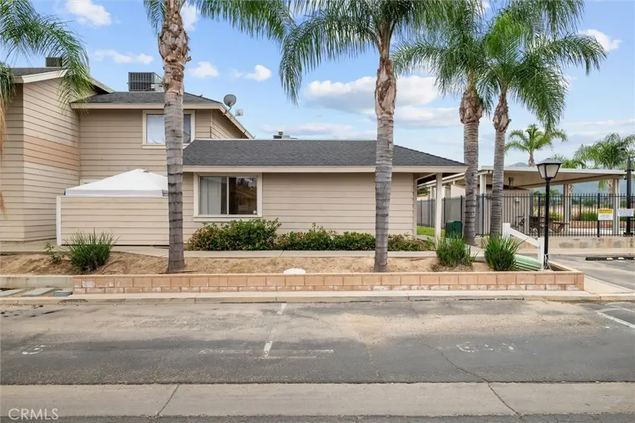 655 Walnut, Lake Elsinore, CA 92530 - #2