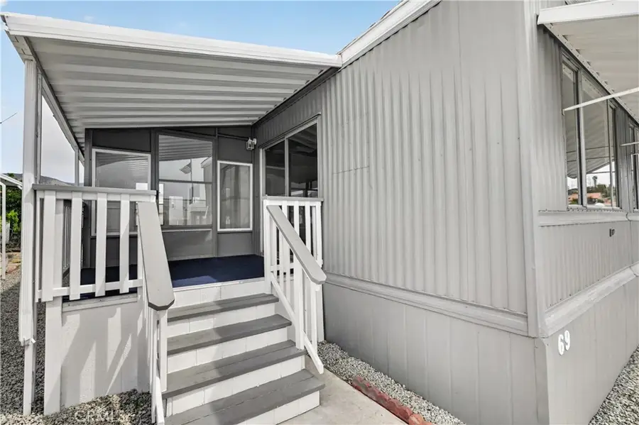 45055 E Florida Ave, Hemet, CA 92544 - #2