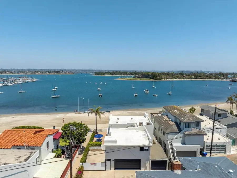 3366 Bayside Walk, San Diego, CA 92109 - #2