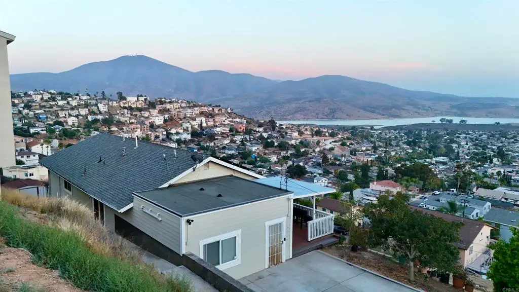 1421 Maria Avenue, Spring Valley, CA 91977 - #1