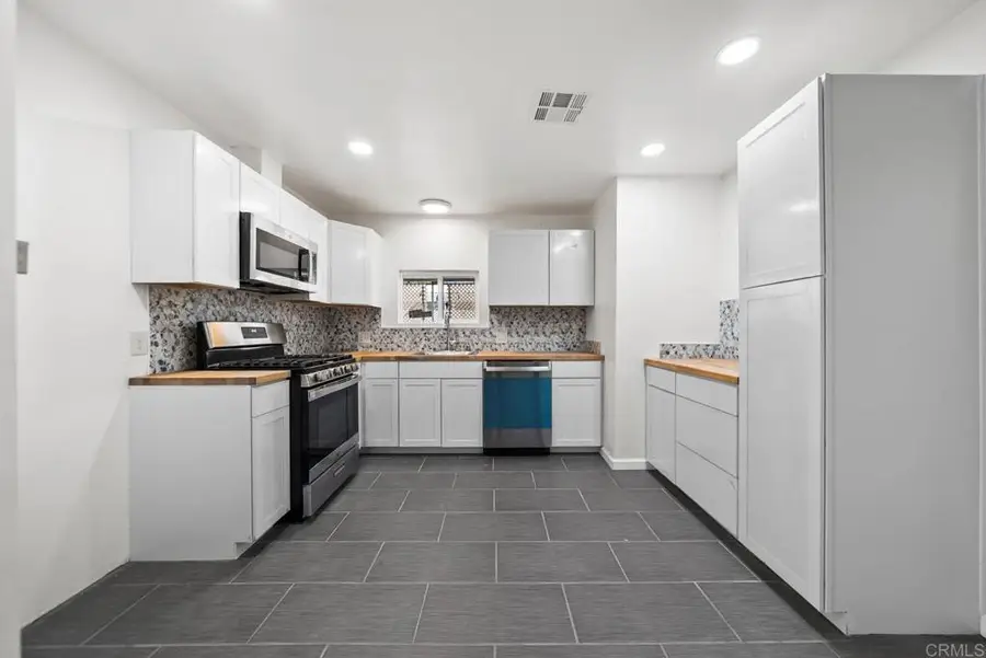 5001 W Florida Avenue #SPC 129, Hemet, CA 92545 - Image #2