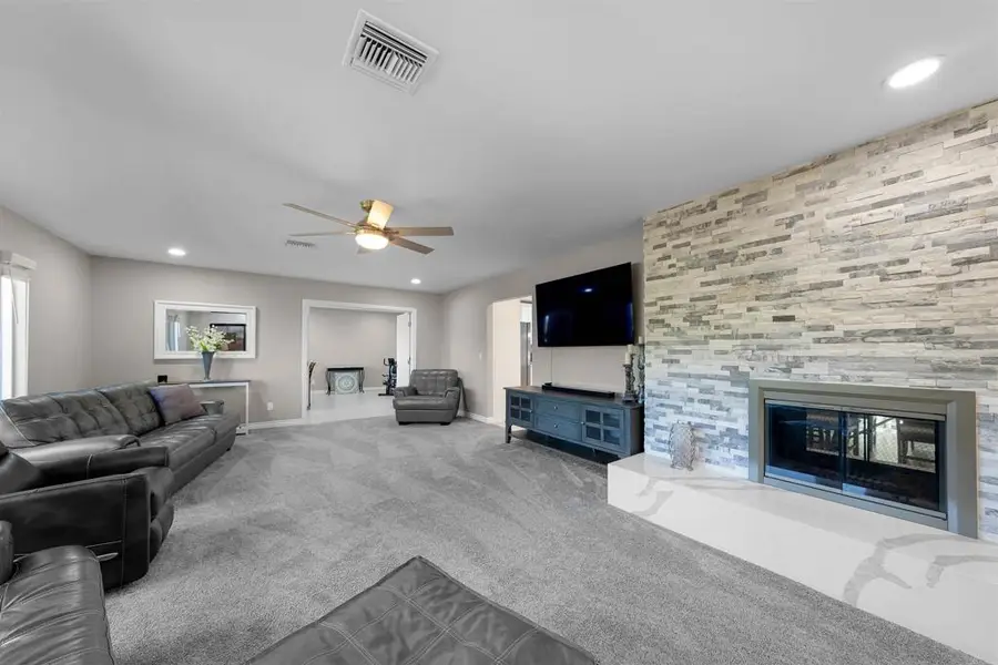 1755 E Lexington Avenue, El Cajon, CA 92019 - Image #3