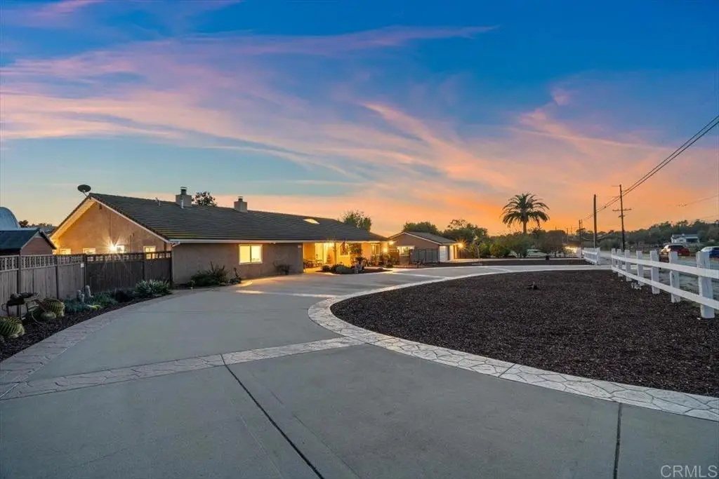13815 Hilldale Road, Valley Center, CA 92082 - Image #1