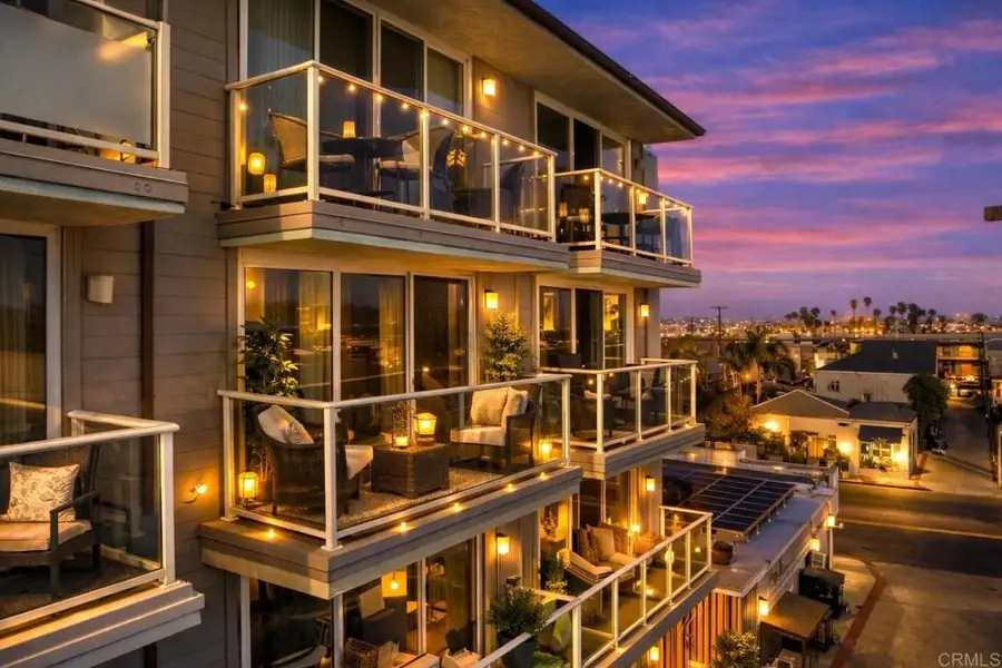 725 Redondo Court #27, San Diego, CA 92109 - #2