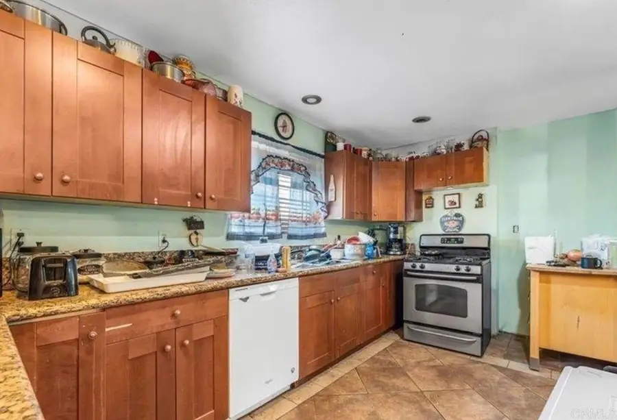 2049 Madera Street, Lemon Grove, CA 91945 - #3