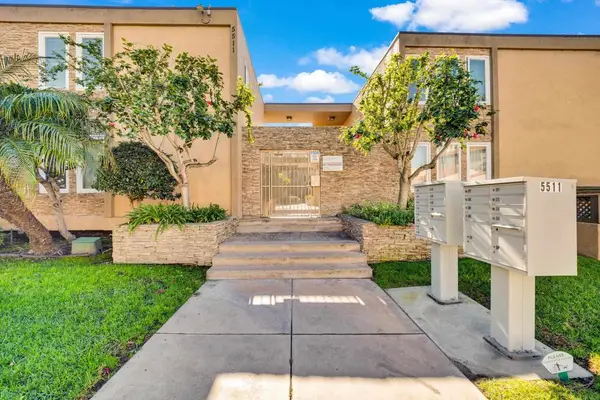 5511 Adelaide Avenue #27, San Diego, CA 92115