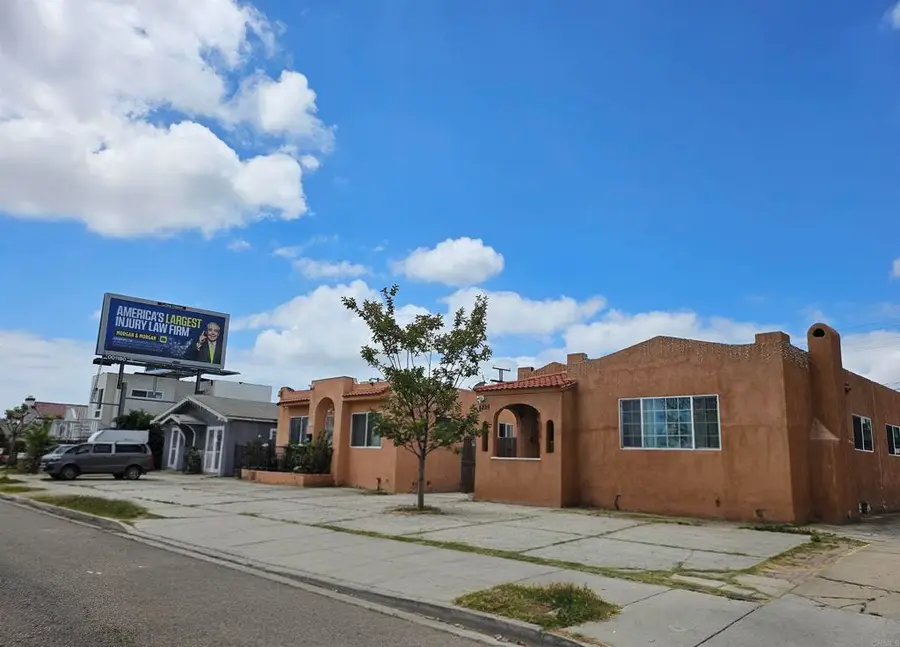 4220 22 40th Street, San Diego, CA 92105 - #2