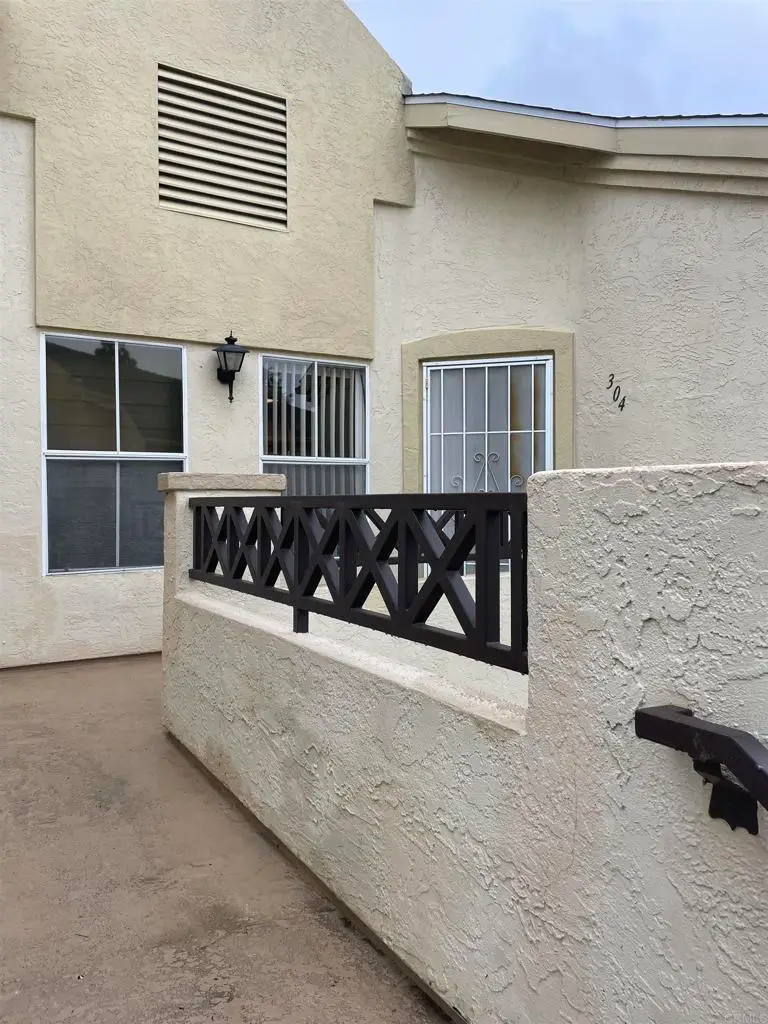 2011 Lakeridge Circle #304, Chula Vista, CA 91913 - #1