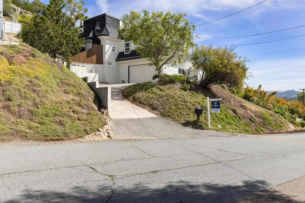 1128 Dawnridge Avenue, El Cajon, CA 92021 - #1