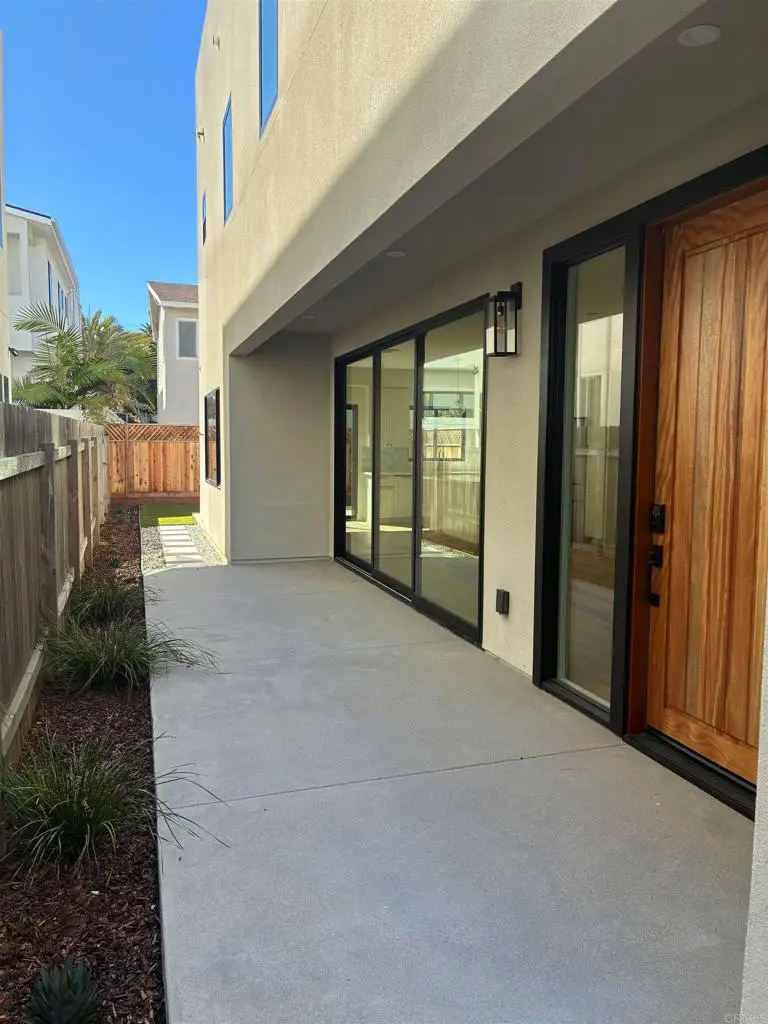 245 Dahlia Avenue, Imperial Beach, CA 91932 - #3