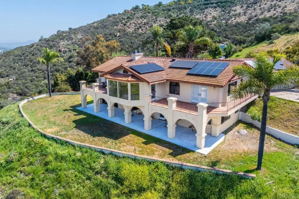 2702 Country Club Drive, Escondido, CA 92029 - #1