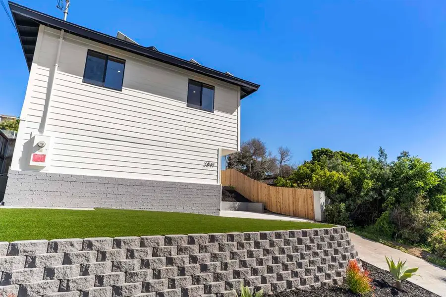 2841 Lloyd Street, San Diego, CA 92117 - #3