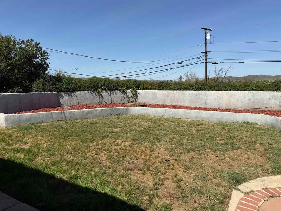 9449 Prospect Avenue, Santee, CA 92071 - #2