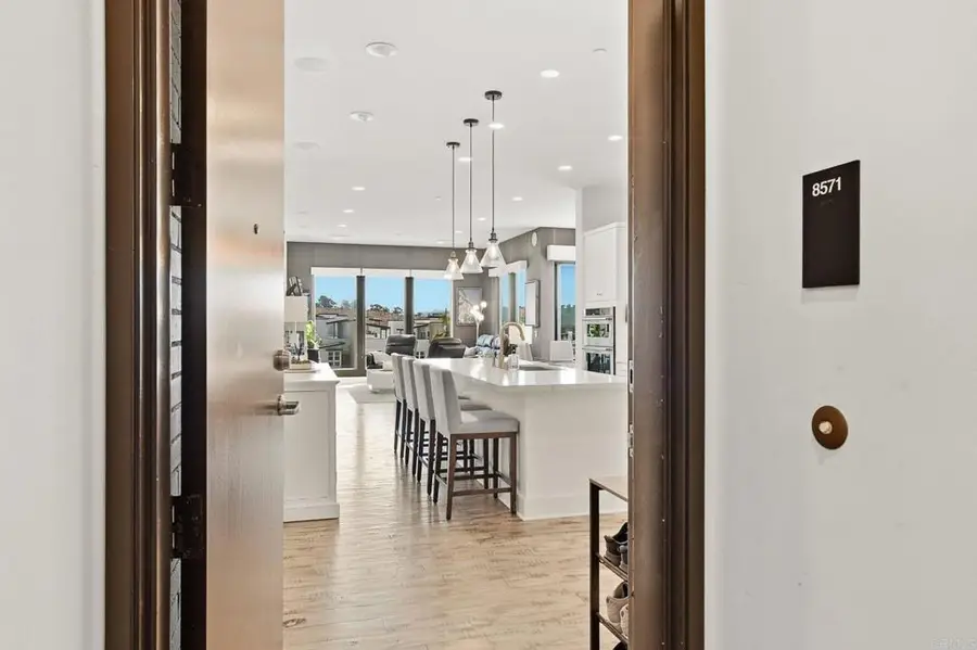 8571 Aspect Dr, San Diego, CA 92108 - #2