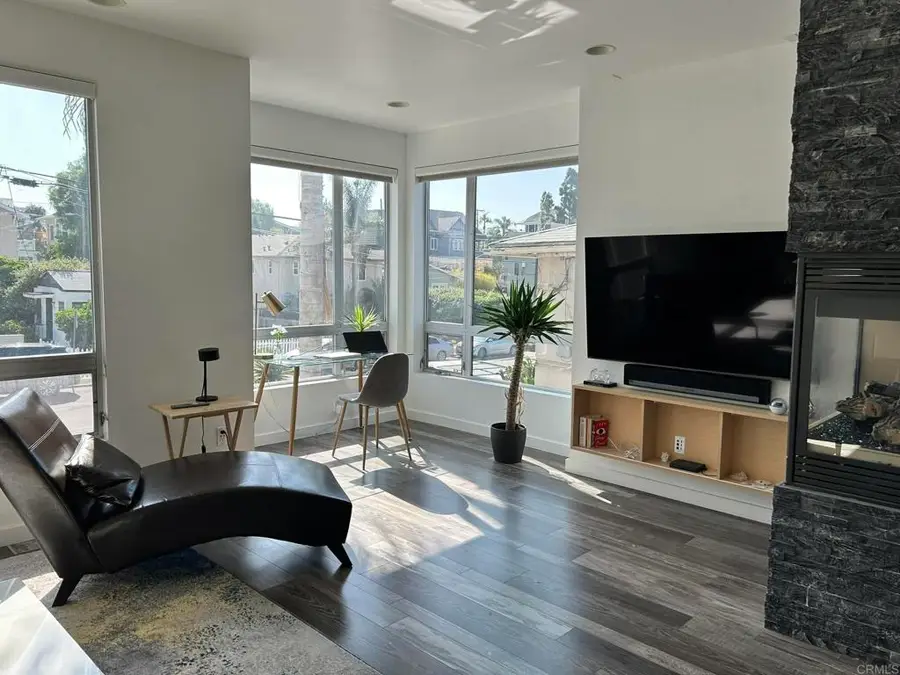 2064 2nd Avenue, San Diego, CA 92101 - #3