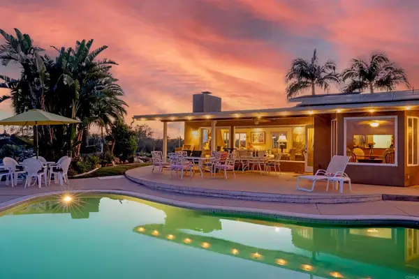 969 Viletta Drive, Escondido, CA 92027