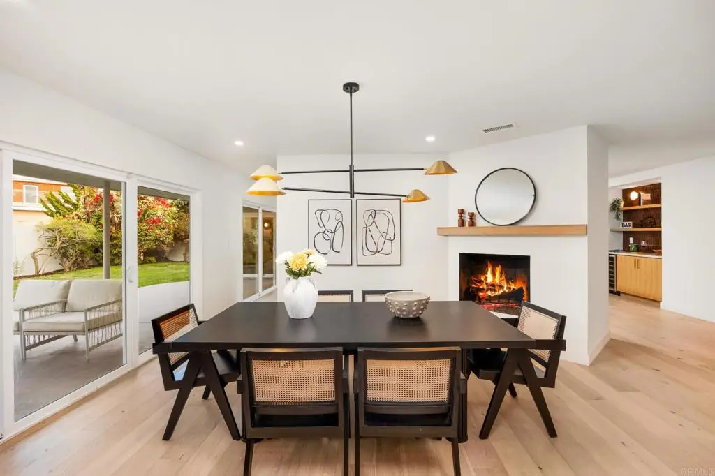 4252 Don Jose Dr, Los Angeles, CA 90008 - #1