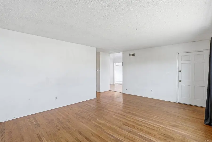 1922 Dartmoor Dr, Lemon Grove, CA 91945 - #3