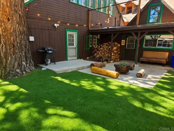 39204 N Shore Drive, Fawnskin, CA 92333