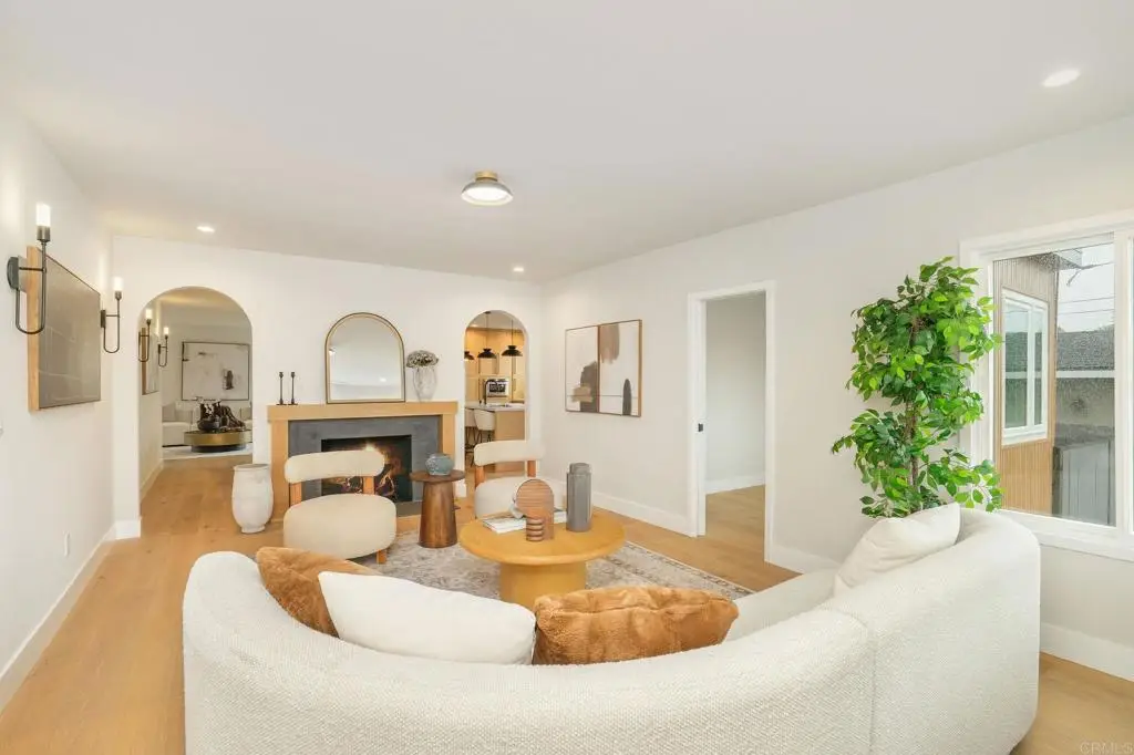 219 W Acacia Ave, El Segundo, CA 90245 - #1