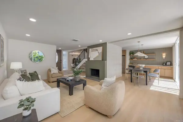 4162 Racquet Club Dr, Huntington Beach, CA 92649