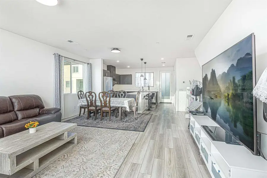 5236 Beachfront #83, San Diego, CA 92154 - #3