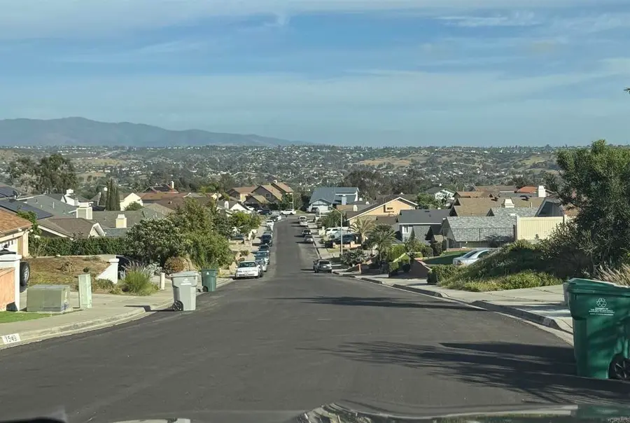 1597 Seabrook Ln, San Diego, CA 92139 - #2