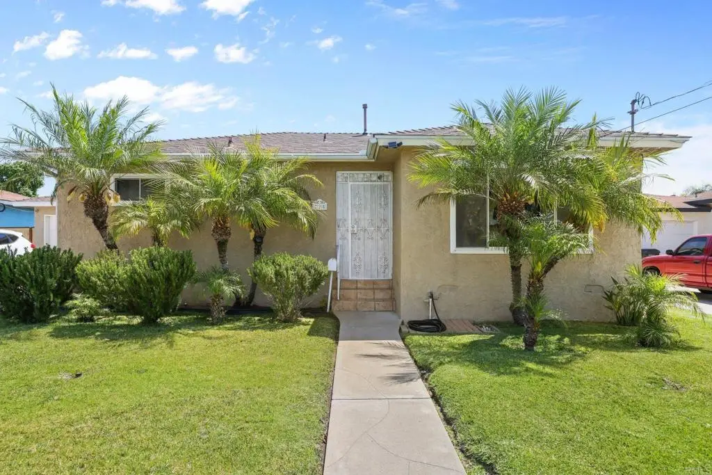 725 5th Avenue, Chula Vista, CA 91910 - #1