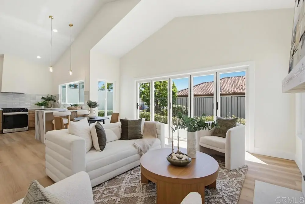 1233 Via Rafael, San Marcos, CA 92078 - #1