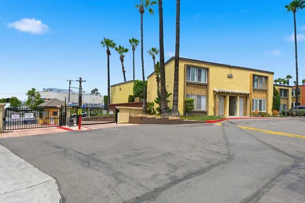 1627 Pentecost Way #8, San Diego, CA 92015