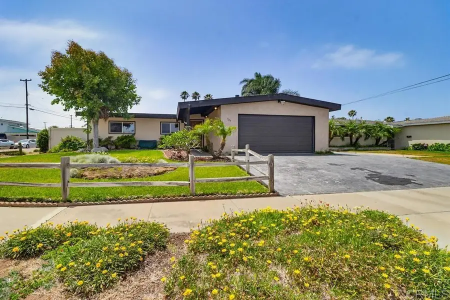 737 Hemlock Avenue, Imperial Beach, CA 91932 - #3
