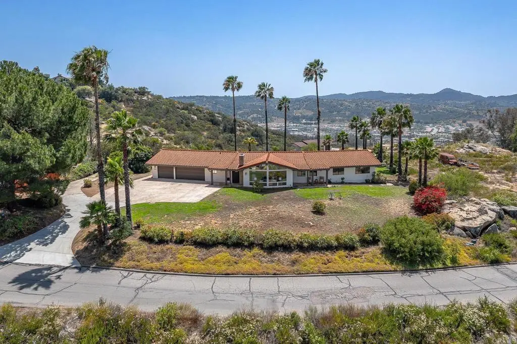 14043 Calle De Vista, Valley Center, CA 92082 - #1