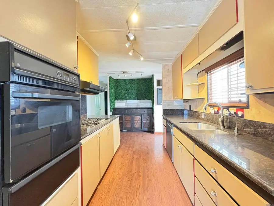 521 Orange Ave, Chula Vista, CA 91911 - #3