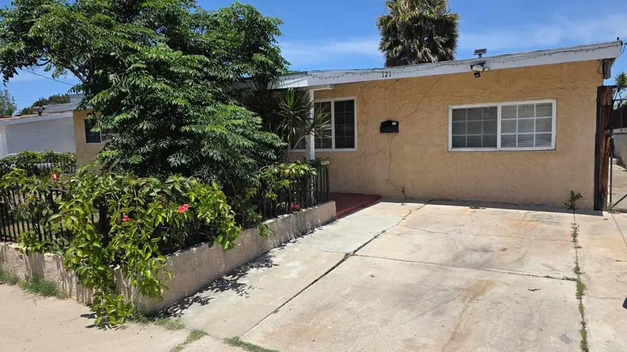 121 E Orlando Street, Chula Vista, CA 91911 - #3